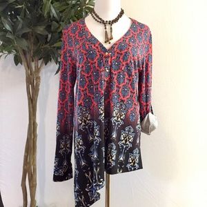 ❤️ BCBG Printed Blouse